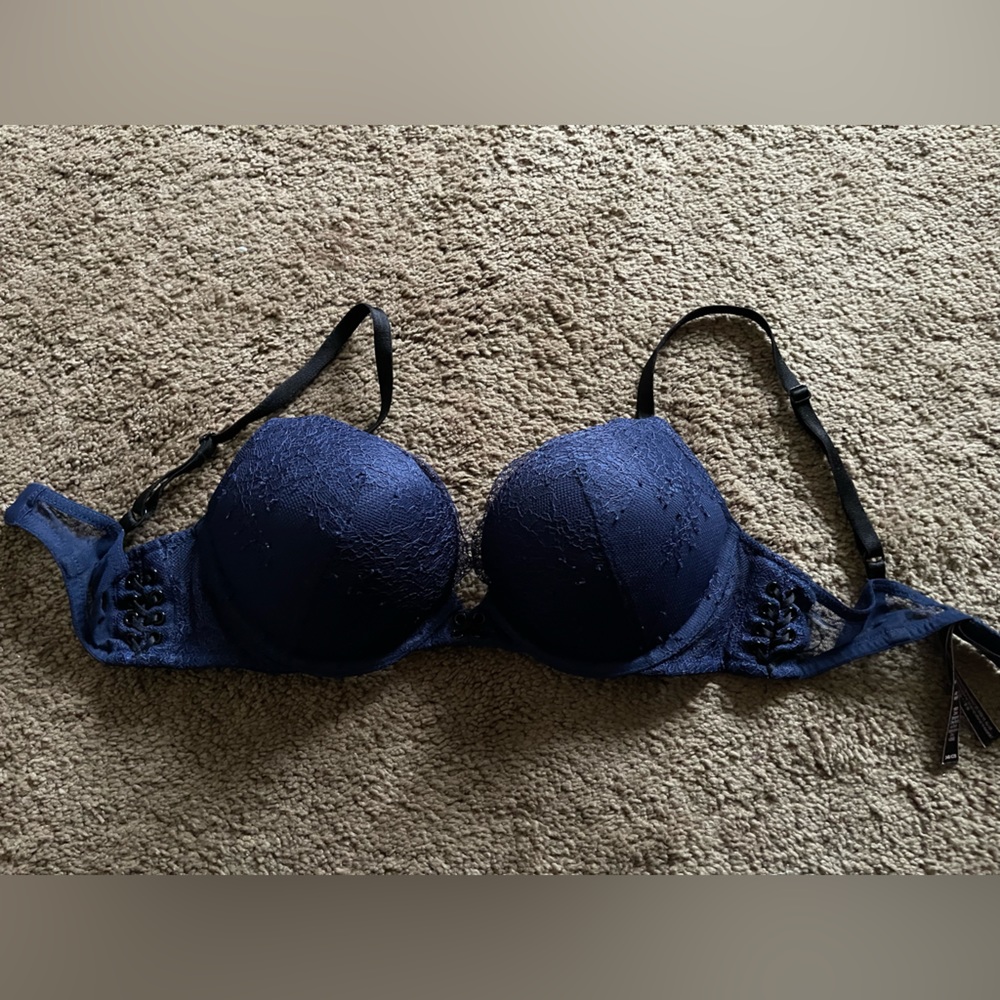 Victoria secret bombshell bra